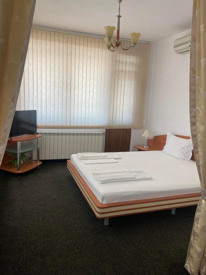 Hotel Tedi Asenovgrad Eksteriør billede