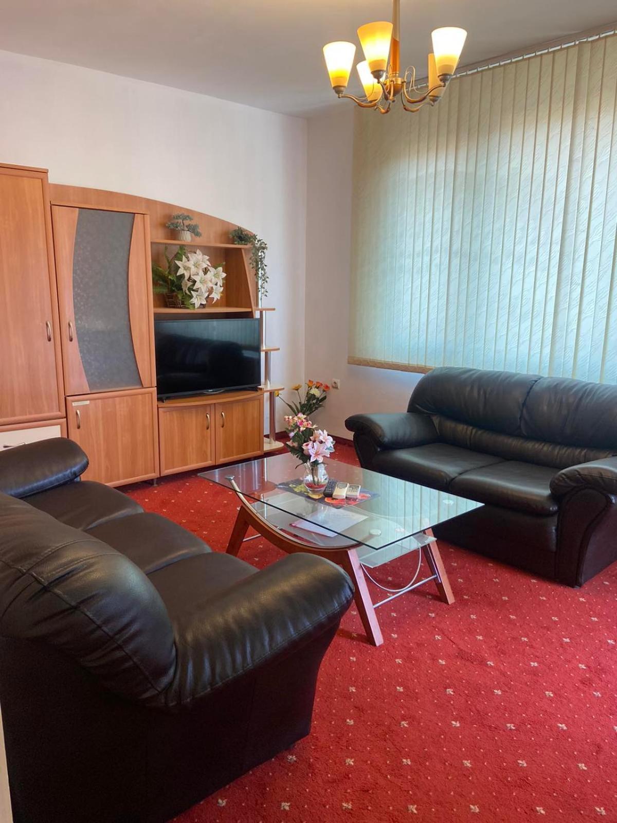 Hotel Tedi Asenovgrad Eksteriør billede