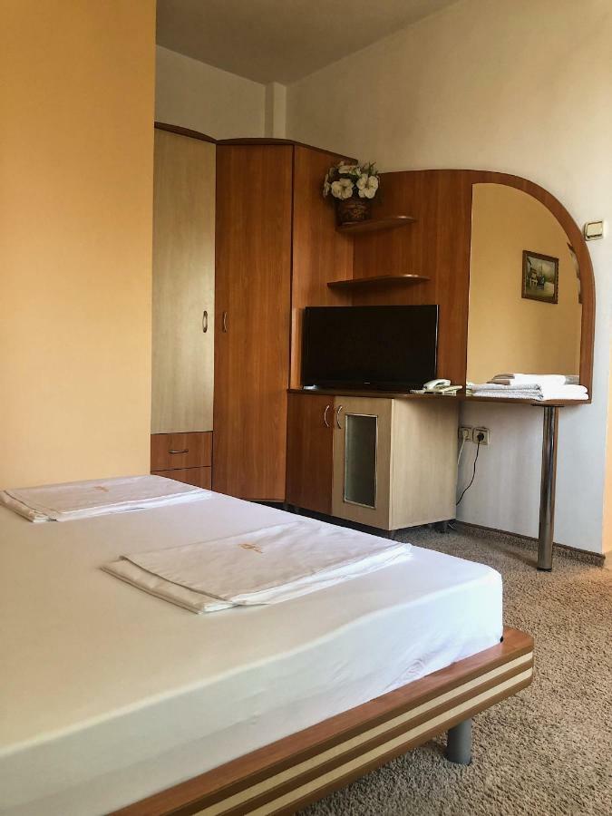 Hotel Tedi Asenovgrad Eksteriør billede